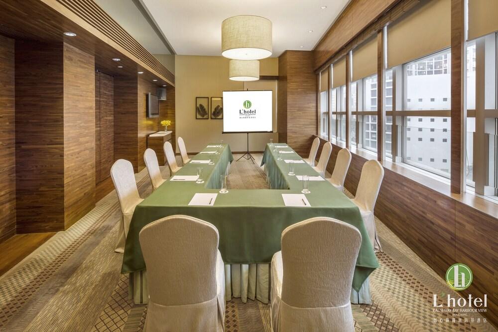 Hotel Nina Causeway Bay 4*