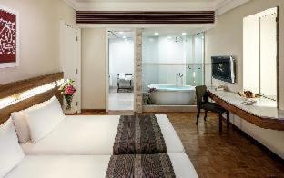 Nina Causeway Bay Hotel 4*